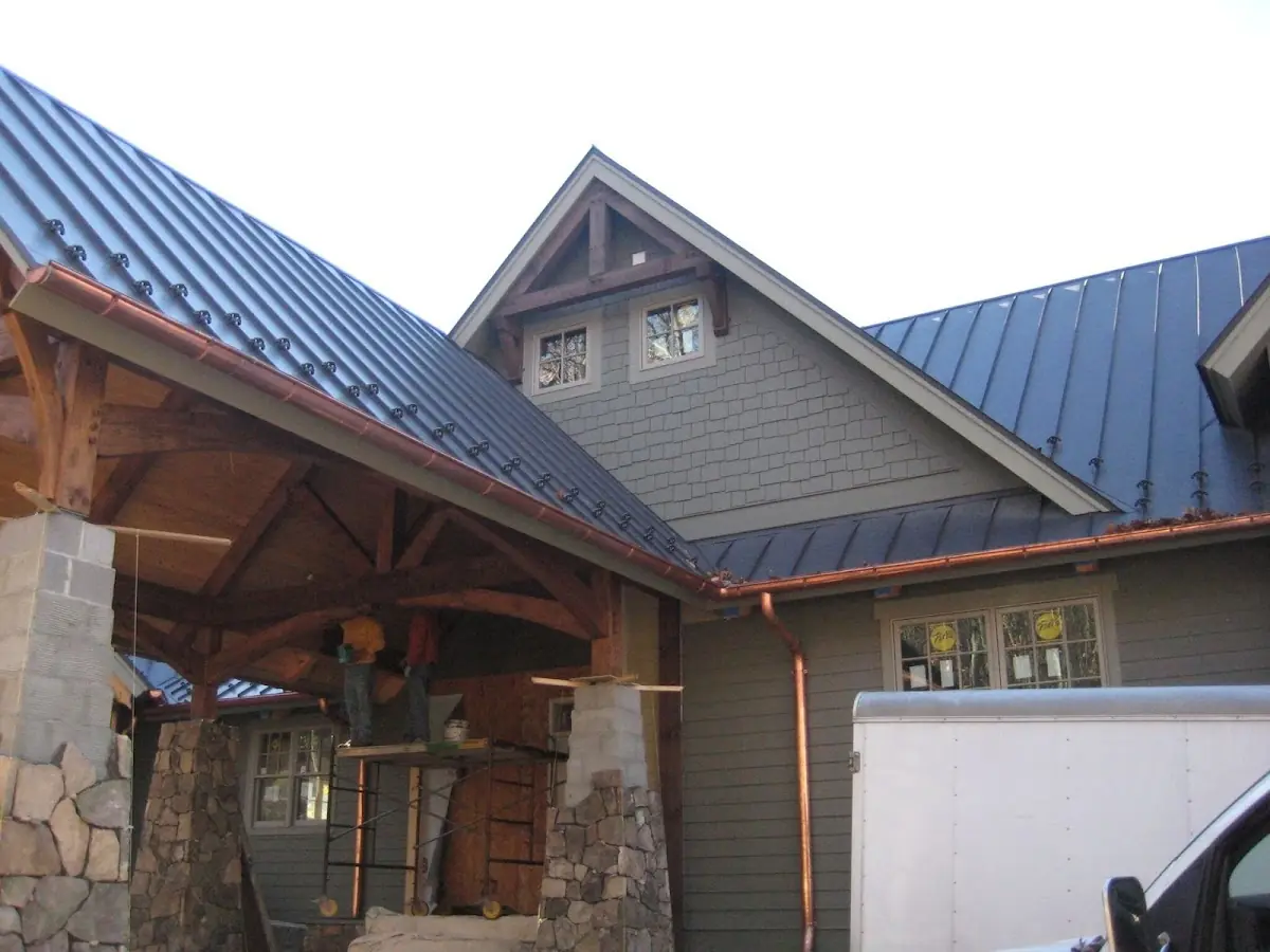 Craftsman Roofing team delivering quality roofing work in West Norwalk